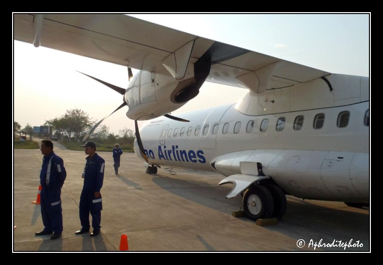 Lao Airlines ATR 72 500 (2)